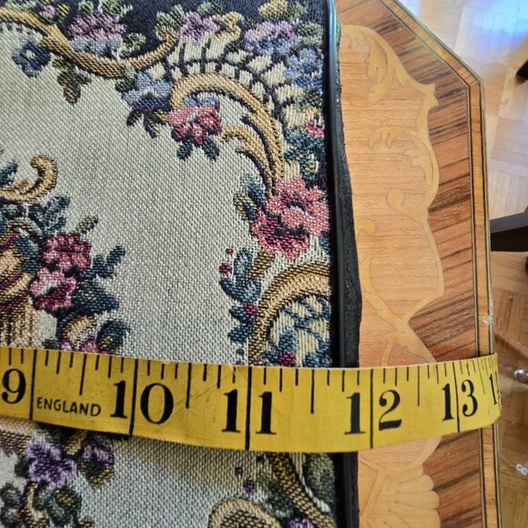 La Marquise - Vintage Tapestry Bag, Gold Hardware & Velvet Back - Picture 6 of 9